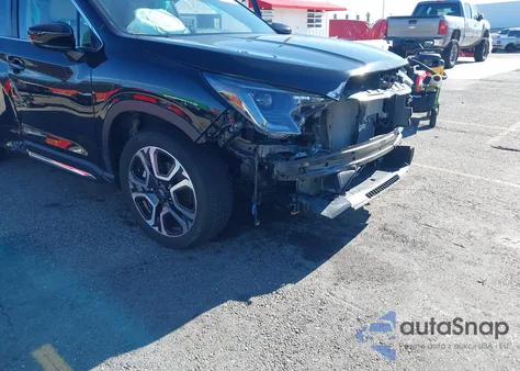 2024 Subaru Ascent Limited 7-Passenger z USA, uszkodzony, nr VIN 4S4WMASD6R3402875